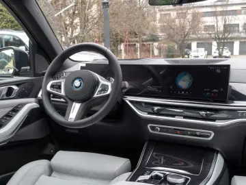 BMW X5 50e M SP.PRO 2026.PANO. DR. ASS. INDIVIDUAL. H K