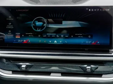 BMW X5 50e M SP.PRO 2026.PANO. DR. ASS. INDIVIDUAL. H K