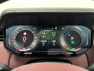 LAND ROVER Range Rover Autobiography P550e Hybrid