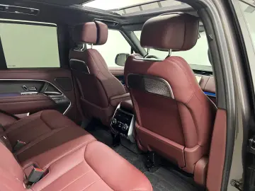 LAND ROVER Range Rover Autobiography P550e Hybrid