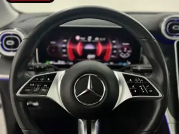 MERCEDES-BENZ GLC220d 4M Massage 360 Sunroof AirSusp Ventil