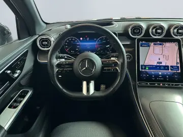 MERCEDES-BENZ GLC300d 4M AMG HUD 360