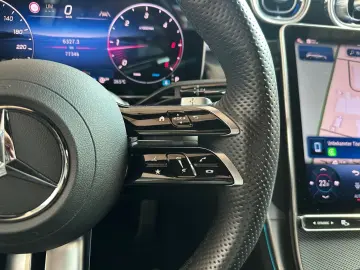 MERCEDES-BENZ GLC300d 4M AMG HUD 360