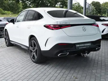MERCEDES-BENZ GLC220d 4M AMG COUPE 360 Sunroof