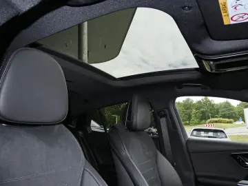 MERCEDES-BENZ GLC220d 4M AMG COUPE 360 Sunroof