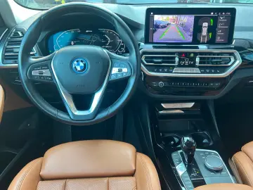 BMW X3 xDrive30e