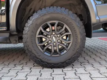 Ford Ranger Raptor e-4WD