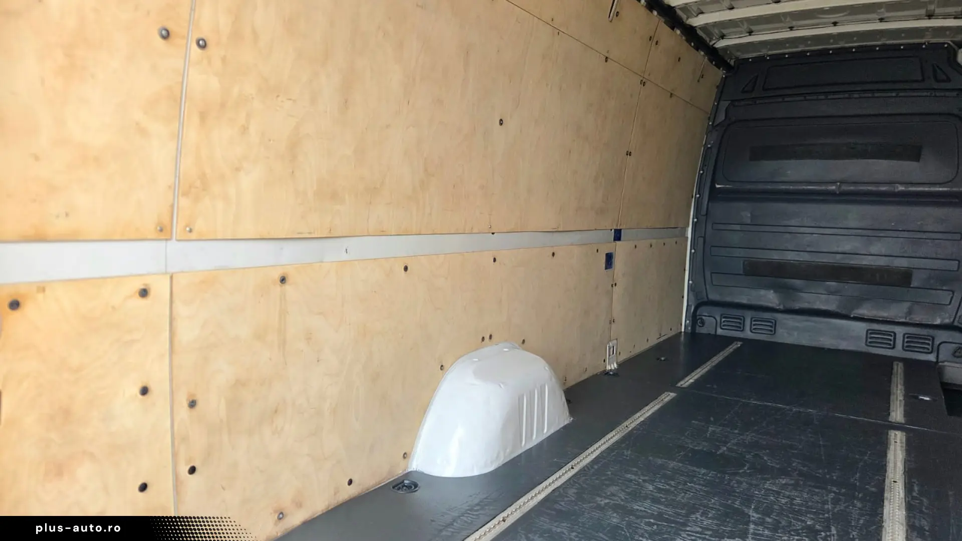 VOLKSWAGEN CRAFTER L5H3