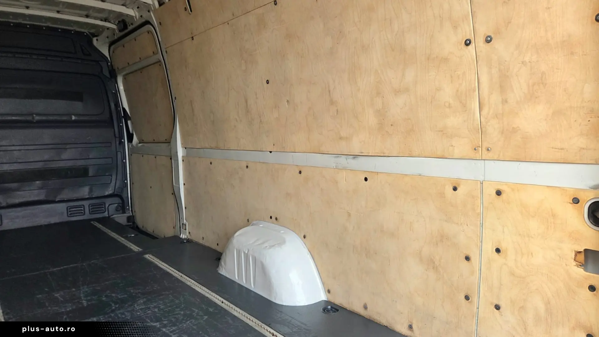 VOLKSWAGEN CRAFTER L5H3