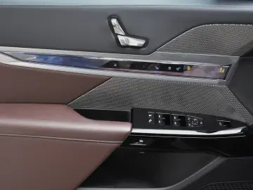 BMW 760e xDrive M SPORT PRO EXECUTIVE DRIVE PRO MASAJ