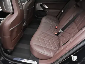 BMW 760e xDrive M SPORT PRO EXECUTIVE DRIVE PRO MASAJ