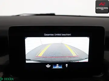 MERCEDES-BENZ V 250 d AVANTGARDE LANG 8 SITZE KAMERA LED AHK