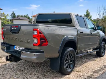 Toyota Hilux 2.8 D-4D 4X4