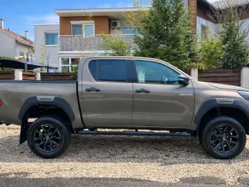 Toyota Hilux 2.8 D-4D 4X4