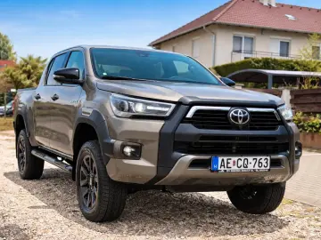 Toyota Hilux 2.8 D-4D 4X4