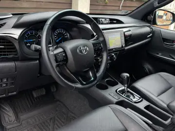 Toyota Hilux 2.8 D-4D 4X4