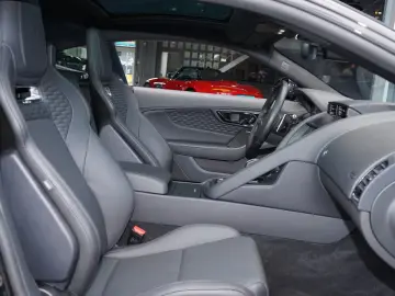 GARANTIE Jaguar F-TYPE R P575 AWD   V8 575 CP   PANO