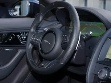 GARANTIE Jaguar F-TYPE R P575 AWD   V8 575 CP   PANO
