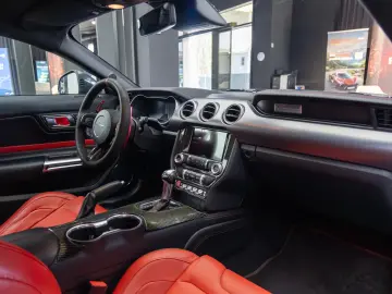 Ford Mustang 5.0 V8