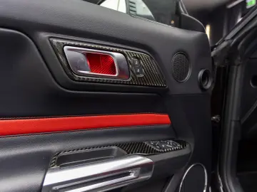 Ford Mustang 5.0 V8