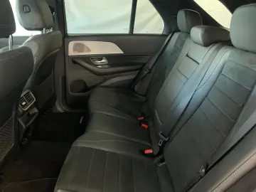 MERCEDES-BENZ GLE 300 AMG Line