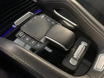 MERCEDES-BENZ GLE 300 AMG Line