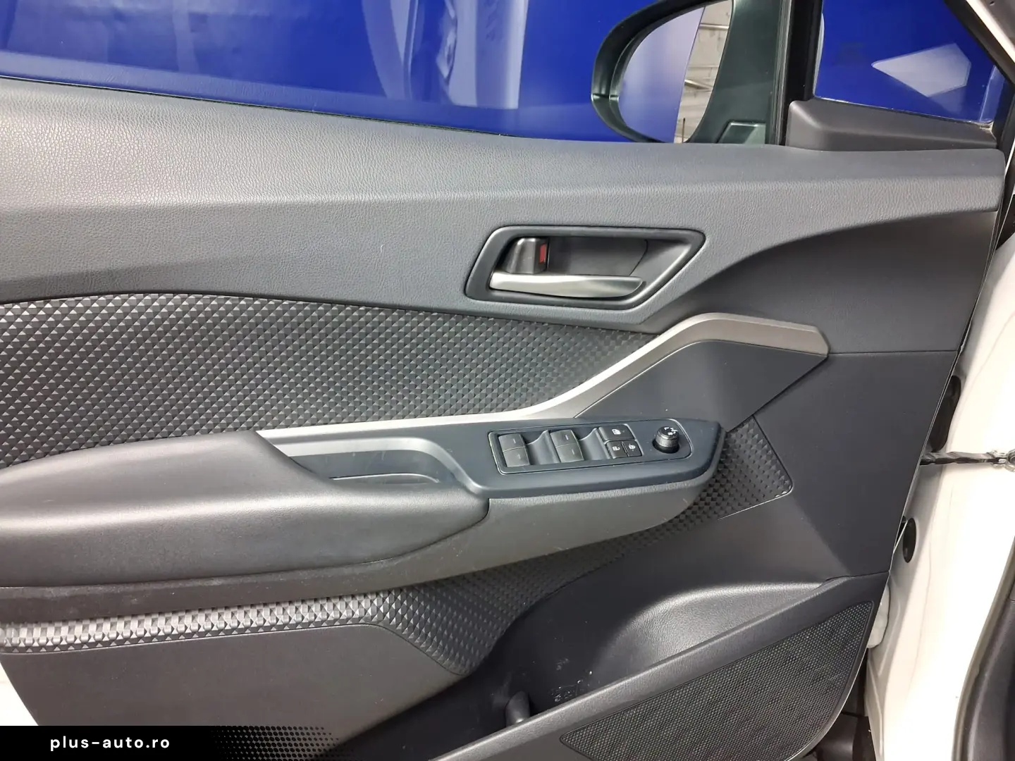 TOYOTA C-HR CENTER 1.8HSD 98CP 2021