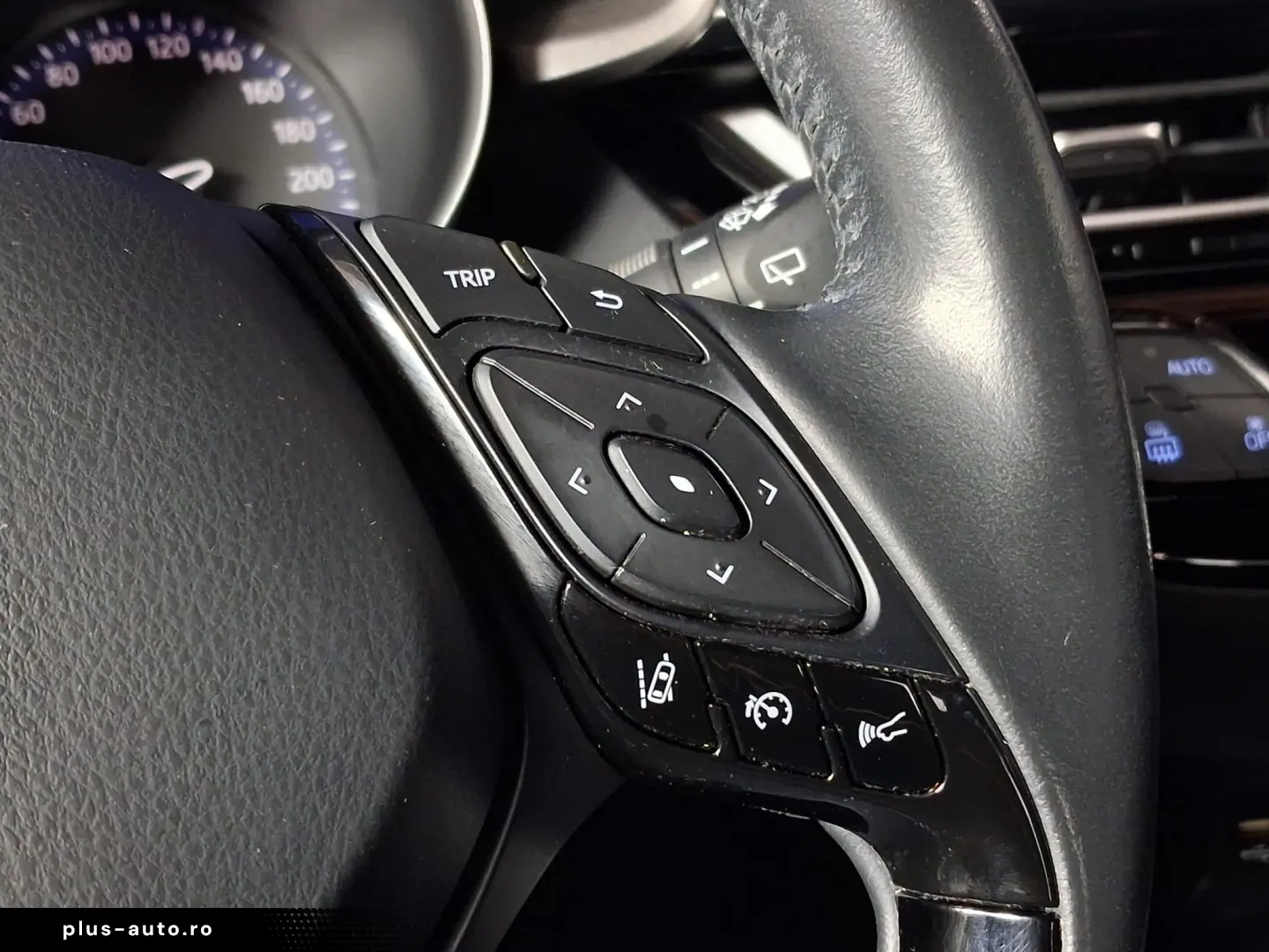 TOYOTA C-HR CENTER 1.8HSD 98CP 2021