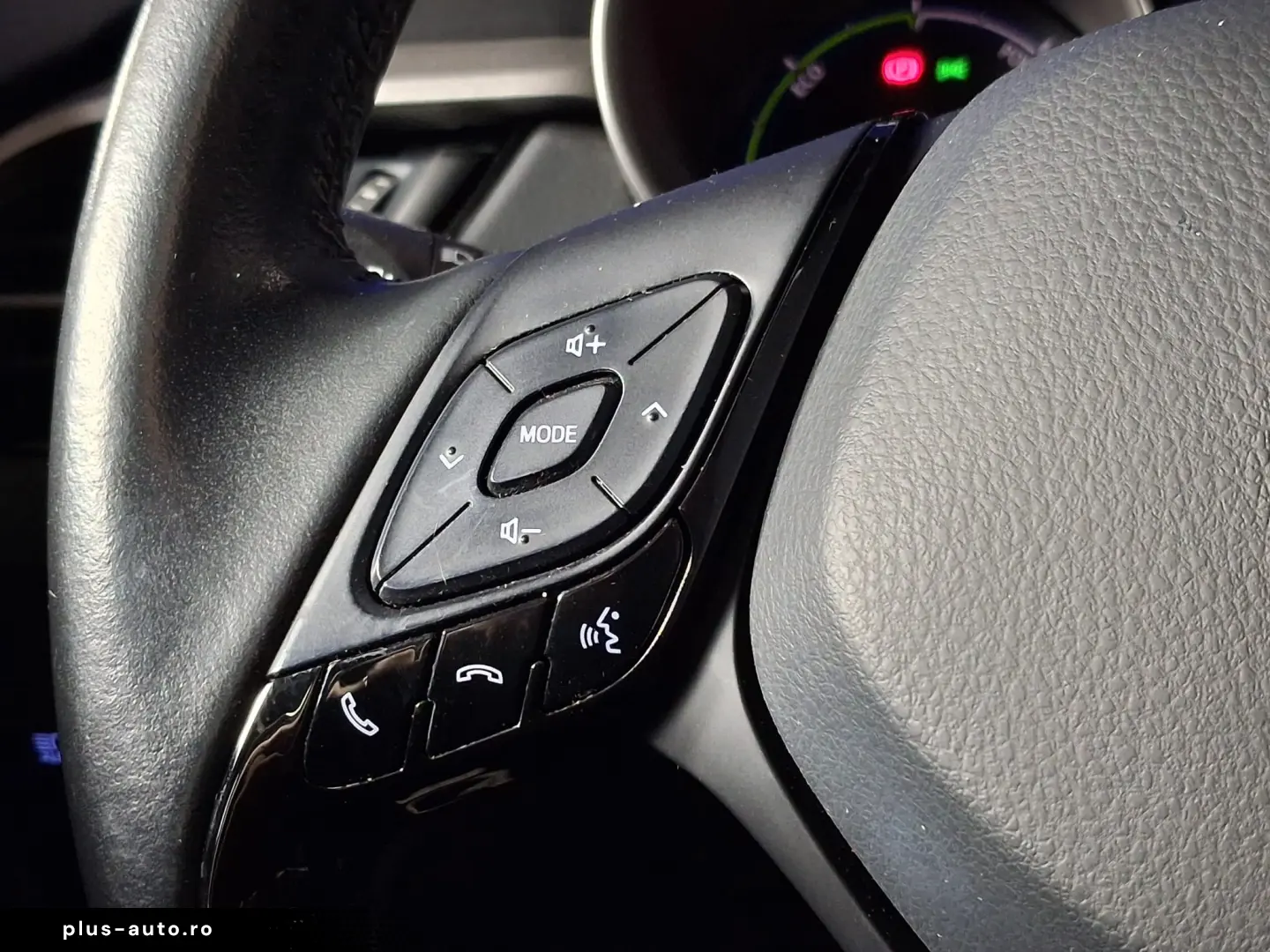 TOYOTA C-HR CENTER 1.8HSD 98CP 2021