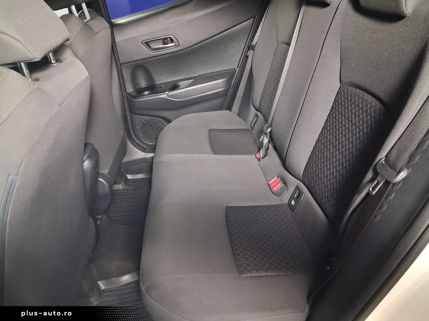 TOYOTA C-HR CENTER 1.8HSD 98CP 2021