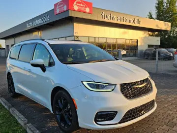 CHRYSLER Pacifica. S .L-Plus.Facelift.7 Seats