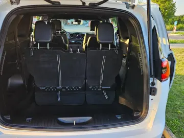 CHRYSLER Pacifica. S .L-Plus.Facelift.7 Seats