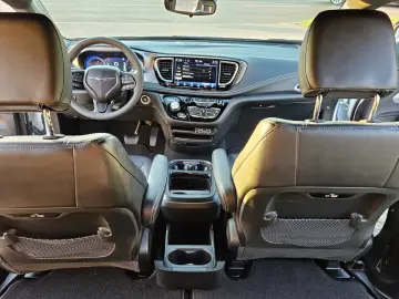 CHRYSLER Pacifica. S .L-Plus.Facelift.7 Seats