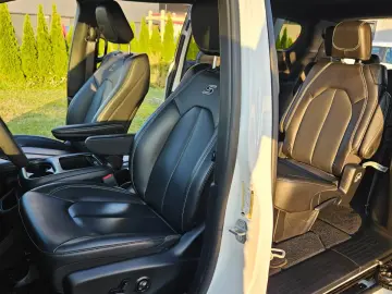 CHRYSLER Pacifica. S .L-Plus.Facelift.7 Seats