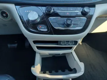 CHRYSLER Pacifica.L-Plus.Facelift.7-Seats