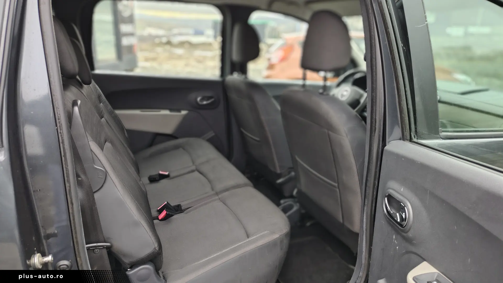 Dacia Lodgy 1.5 dCi 90 - 7 Locuri