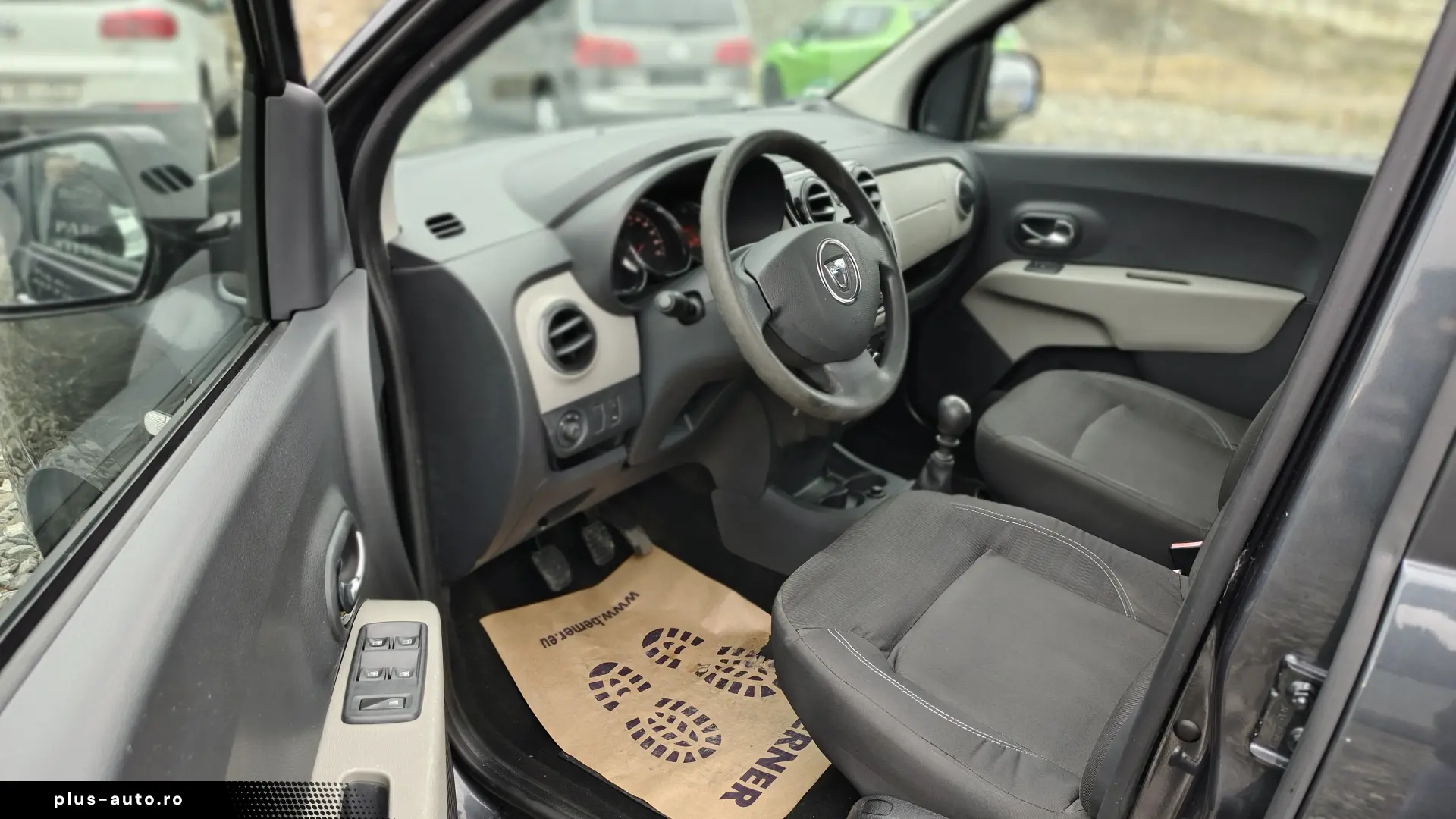 Dacia Lodgy 1.5 dCi 90 - 7 Locuri