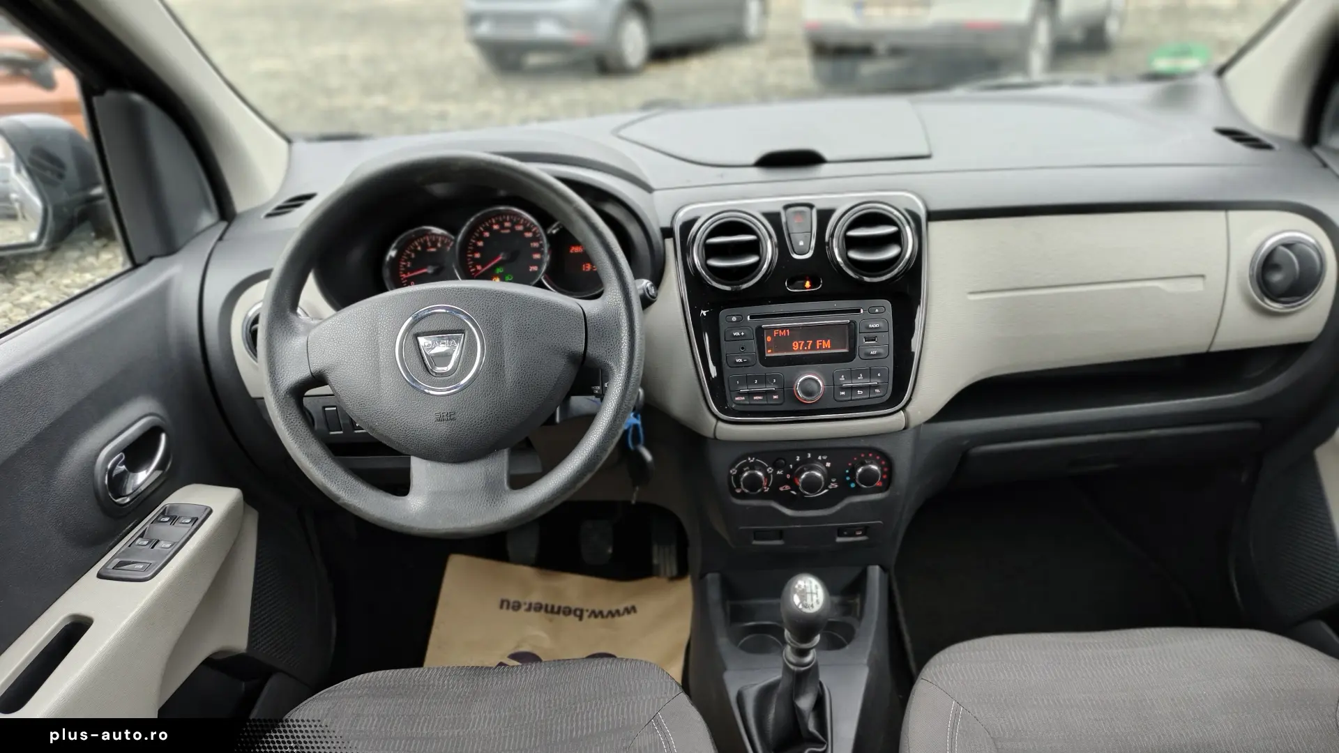 Dacia Lodgy 1.5 dCi 90 - 7 Locuri