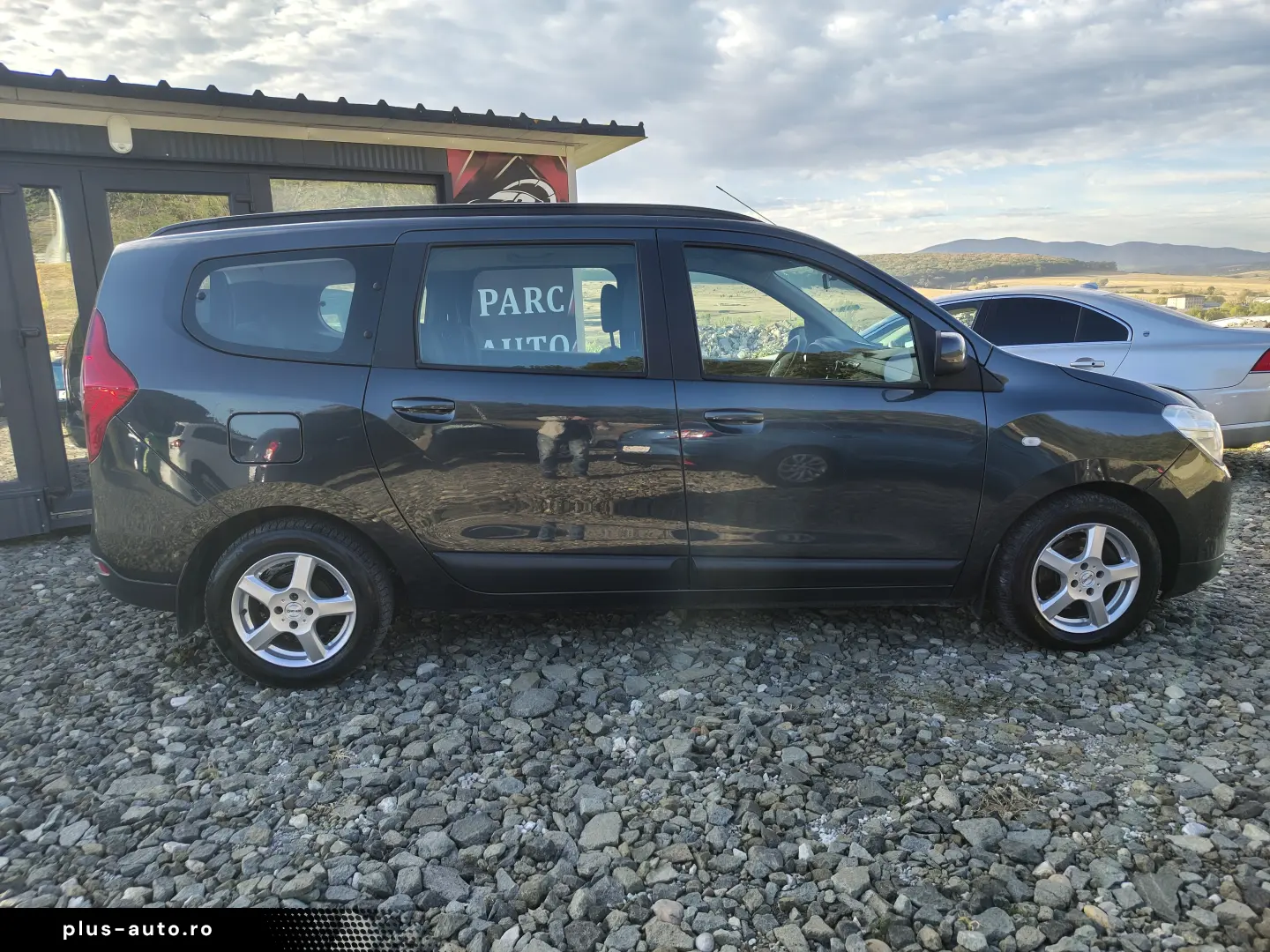 Dacia Lodgy 1.5 dCi 90 - 7 Locuri