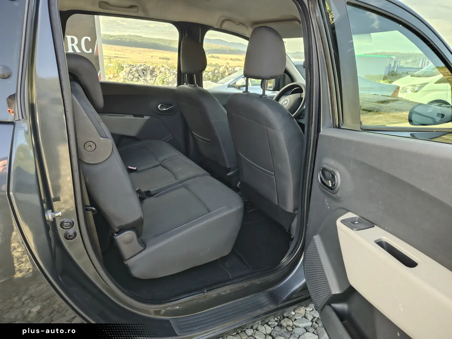 Dacia Lodgy 1.5 dCi 90 - 7 Locuri