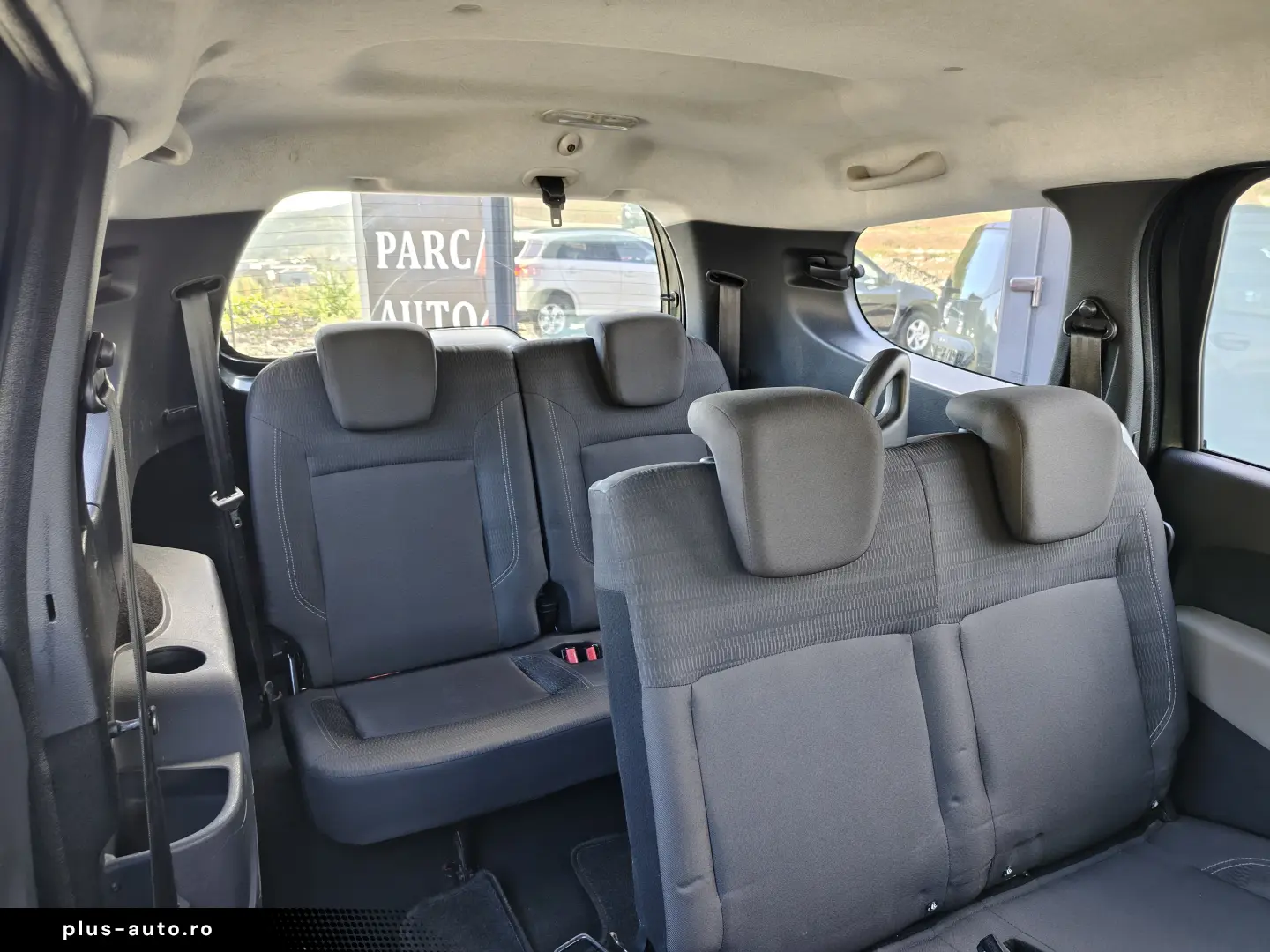 Dacia Lodgy 1.5 dCi 90 - 7 Locuri