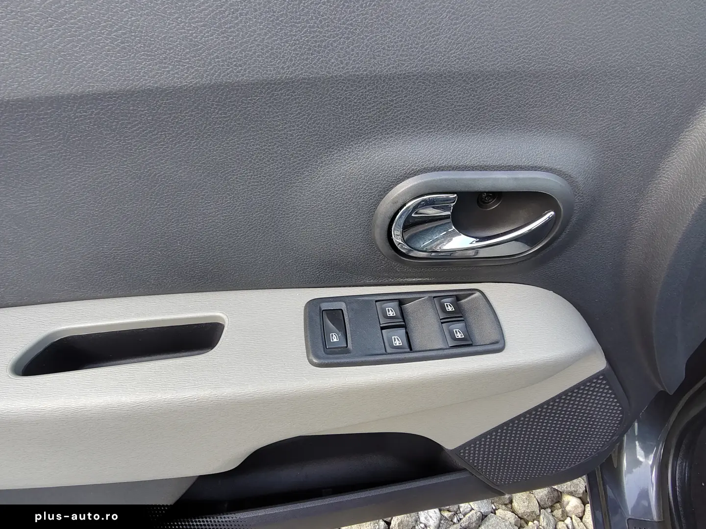 Dacia Lodgy 1.5 dCi 90 - 7 Locuri