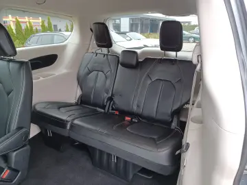 CHRYSLER Pacifica.L-Plus.7-Seats.ACC. 360 .AHK. 4x4-AWD.