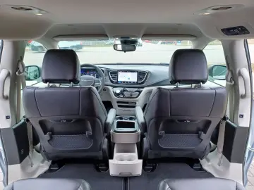 CHRYSLER Pacifica.L-Plus.7-Seats.ACC. 360 .AHK. 4x4-AWD.