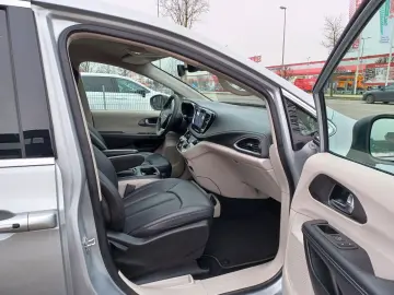CHRYSLER Pacifica.L-Plus.7-Seats.ACC. 360 .AHK. 4x4-AWD.