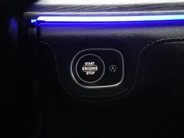 MERCEDES-BENZ GLE 350 de 4Matic AMG Leder Burmester