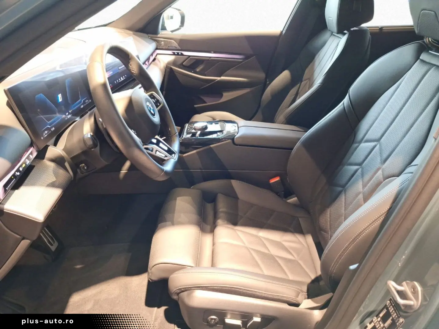 BMW 550e xDr T M Sport B&W Pano AHK AktivL Autobahn