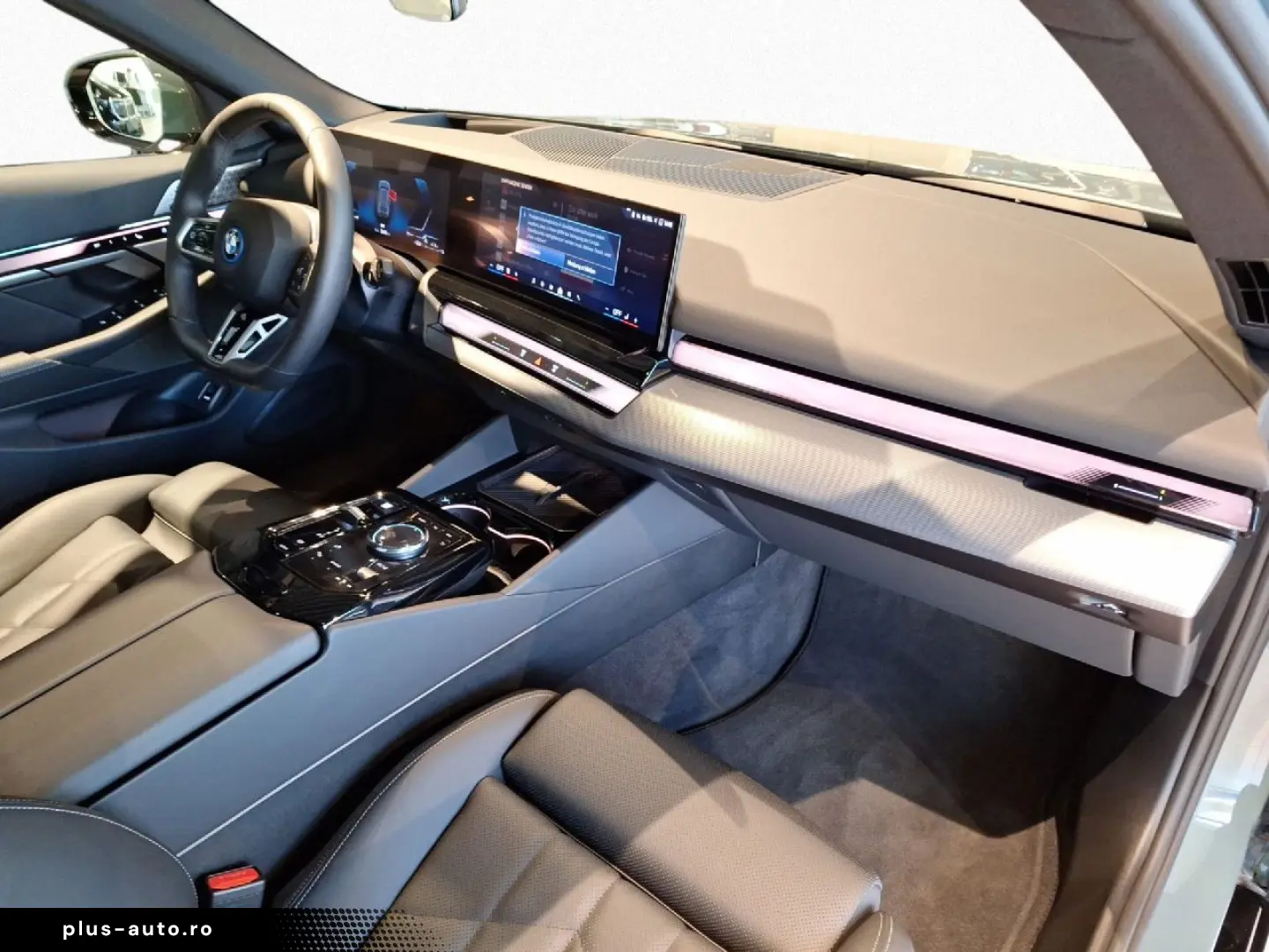 BMW 550e xDr T M Sport B&W Pano AHK AktivL Autobahn