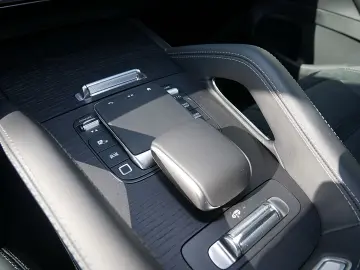 MERCEDES-BENZ GLE 53 AMG 4M Coupé