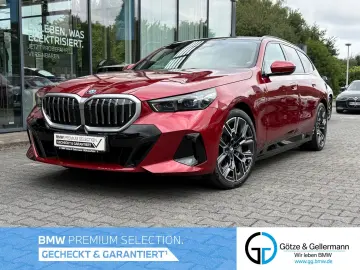 BMW 550e xDrive Touring M Sport   Stop&Go B&W Pano